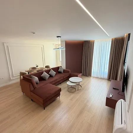 Brand New Near Tirana Airport Apartamento